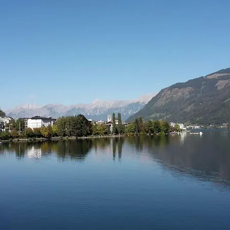 Holiday Apartment With 1 Bedroom
